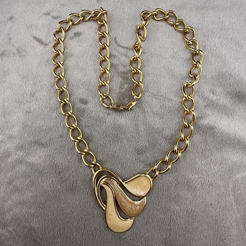 Vintage Napier Necklace Gold Tone Enamel 23"